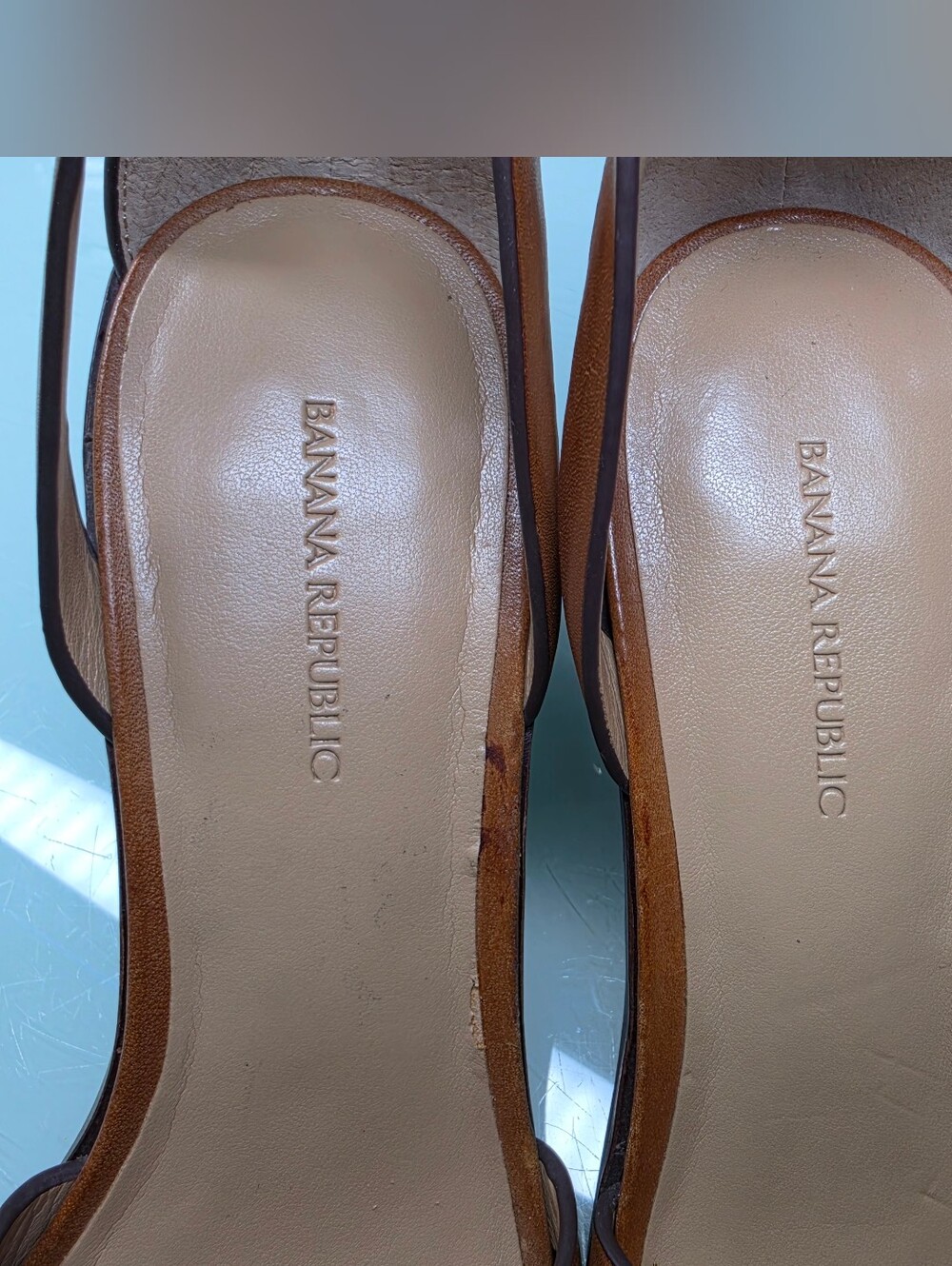 Banana Republic Brown Leather Block Heel Sandals Size 8.5 - Picture 8 of 9